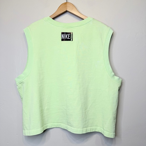 Nike | Plus Size Neon Boxy Sleeveless Shirt Crop Top Muscle Tee - Picture 5 of 16